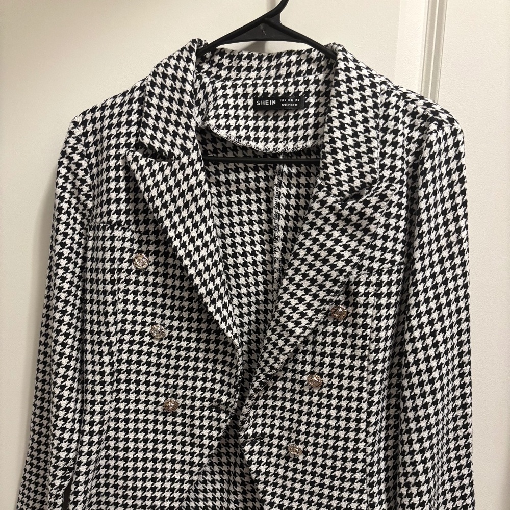 Checkered suit jacket
